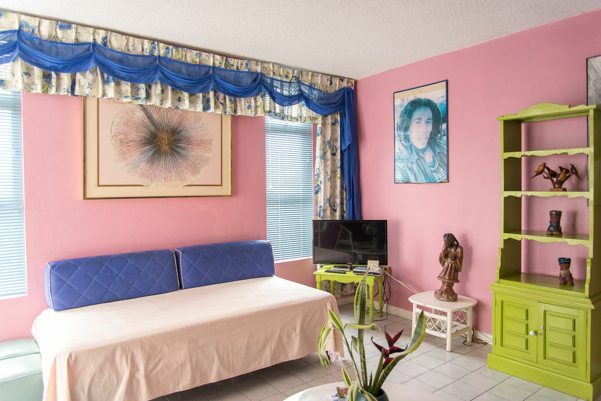 Montego Bay Club Apartments Экстерьер фото