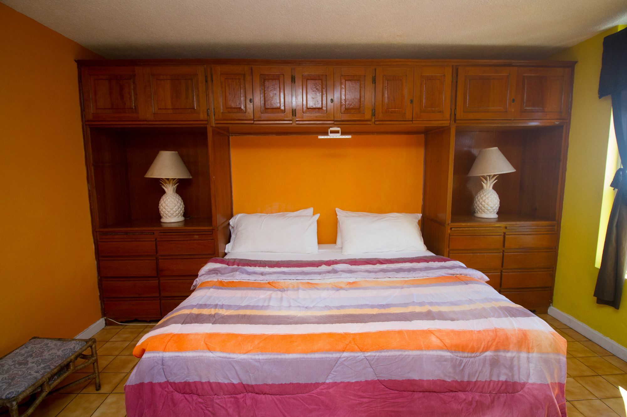 Montego Bay Club Apartments Экстерьер фото